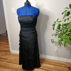 Lazaro Black Strapless Tiered Charmeuse Evening Gown Size 12, Made in USA